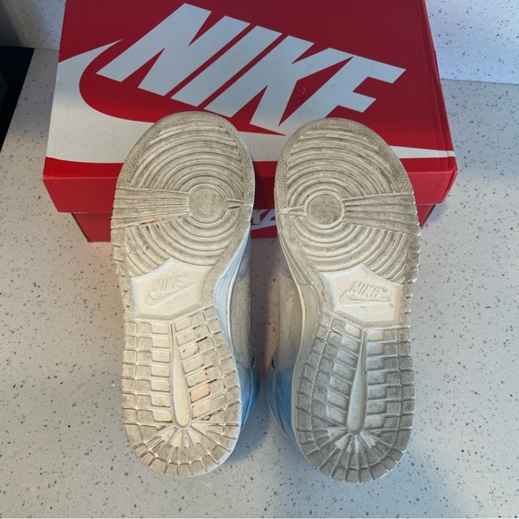 Nike Dunk High SE 'Celestine Blue Sail' - Picture 5 of 5